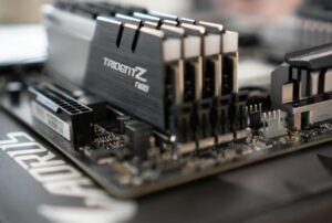 컴퓨터 안켜질때 해결방법 RAM 체크